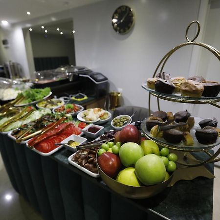 M 1 T Hotel Тбилиси Экстерьер фото