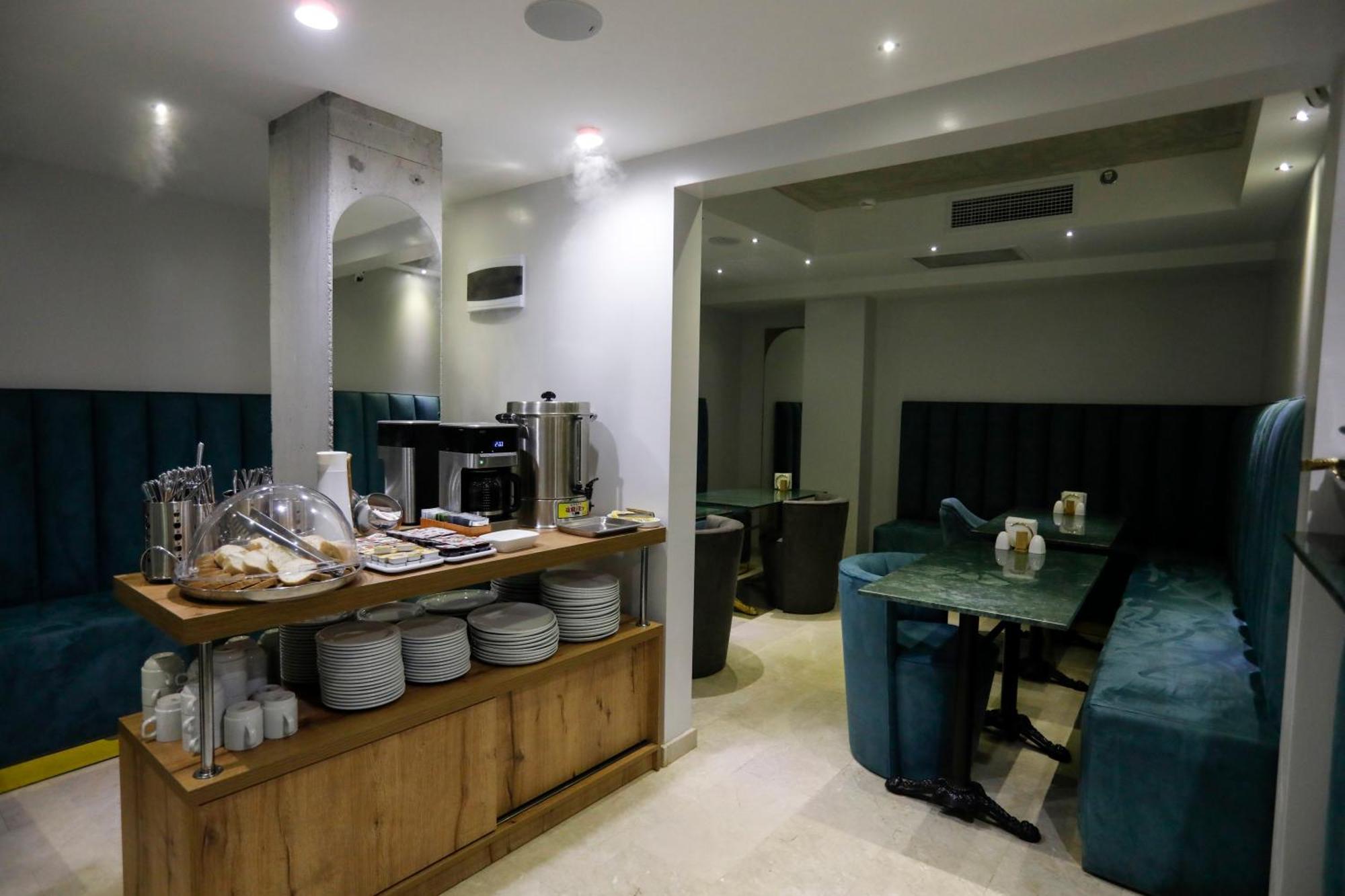 M 1 T Hotel Тбилиси Экстерьер фото