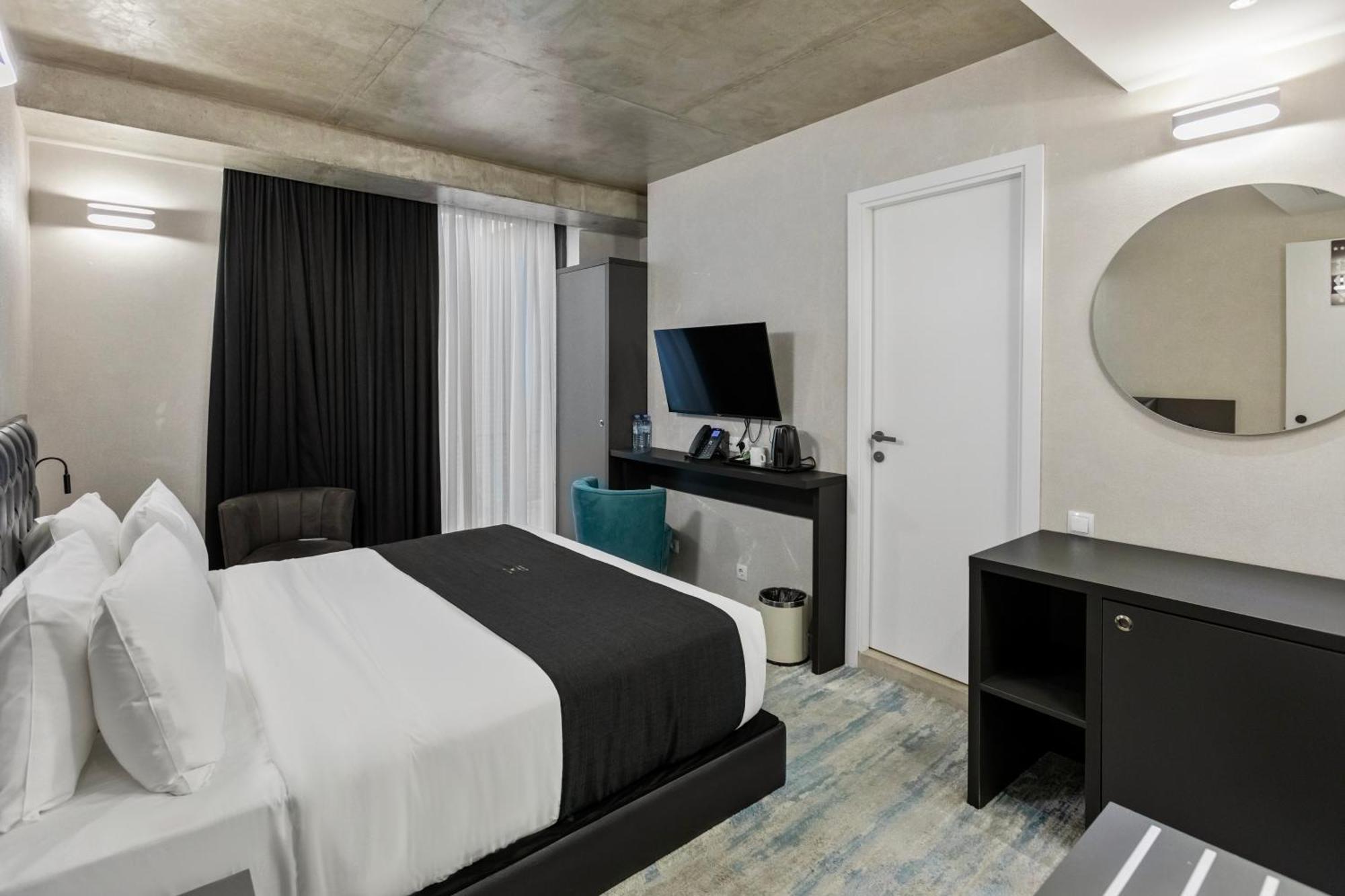 M 1 T Hotel Тбилиси Экстерьер фото